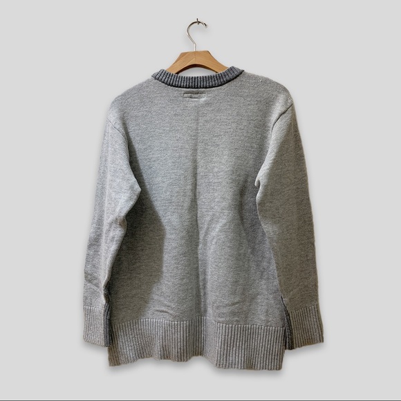 Tommy Hilfiger “Tommy” Script Sweater - Monochromatic Grey - Picture 2 of 7